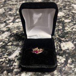 Marquise-Cut Ruby and Diamond Ring in 14K Yellow Gold
