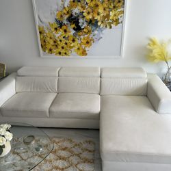 White Sectional Couch Like-new