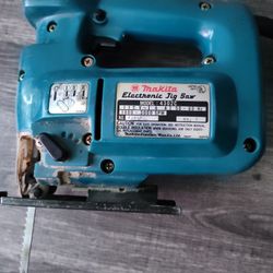 Makita Electric Jig Saw Model 4302C
