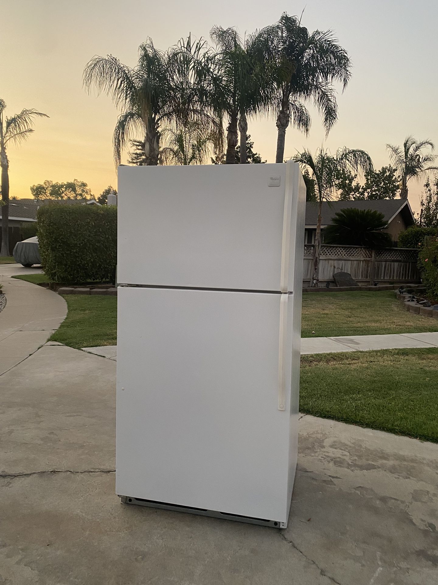 Two Doors Top Freezer