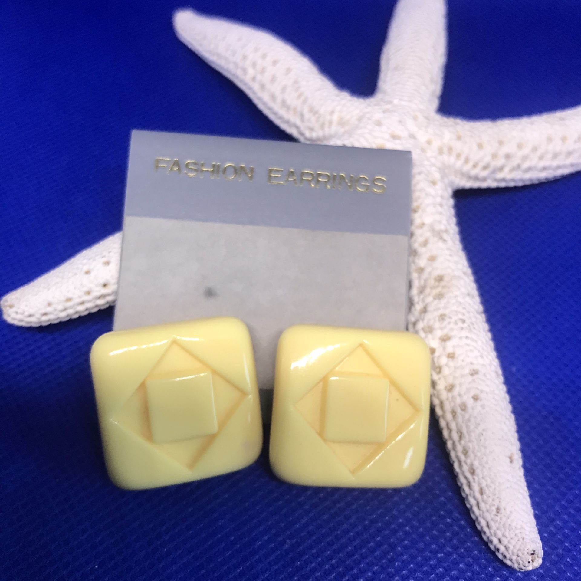 Vintage In New Conditions Yellow Clip On Earrings, Diamond Shaped Earrings, Square Lemon Yellow...