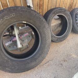 Spare Tires(Llantas De Refacción ) 265/70-R17 $25 185/65R-14 $30 125/70//15 For Trailer,4Lugs Patern $15 