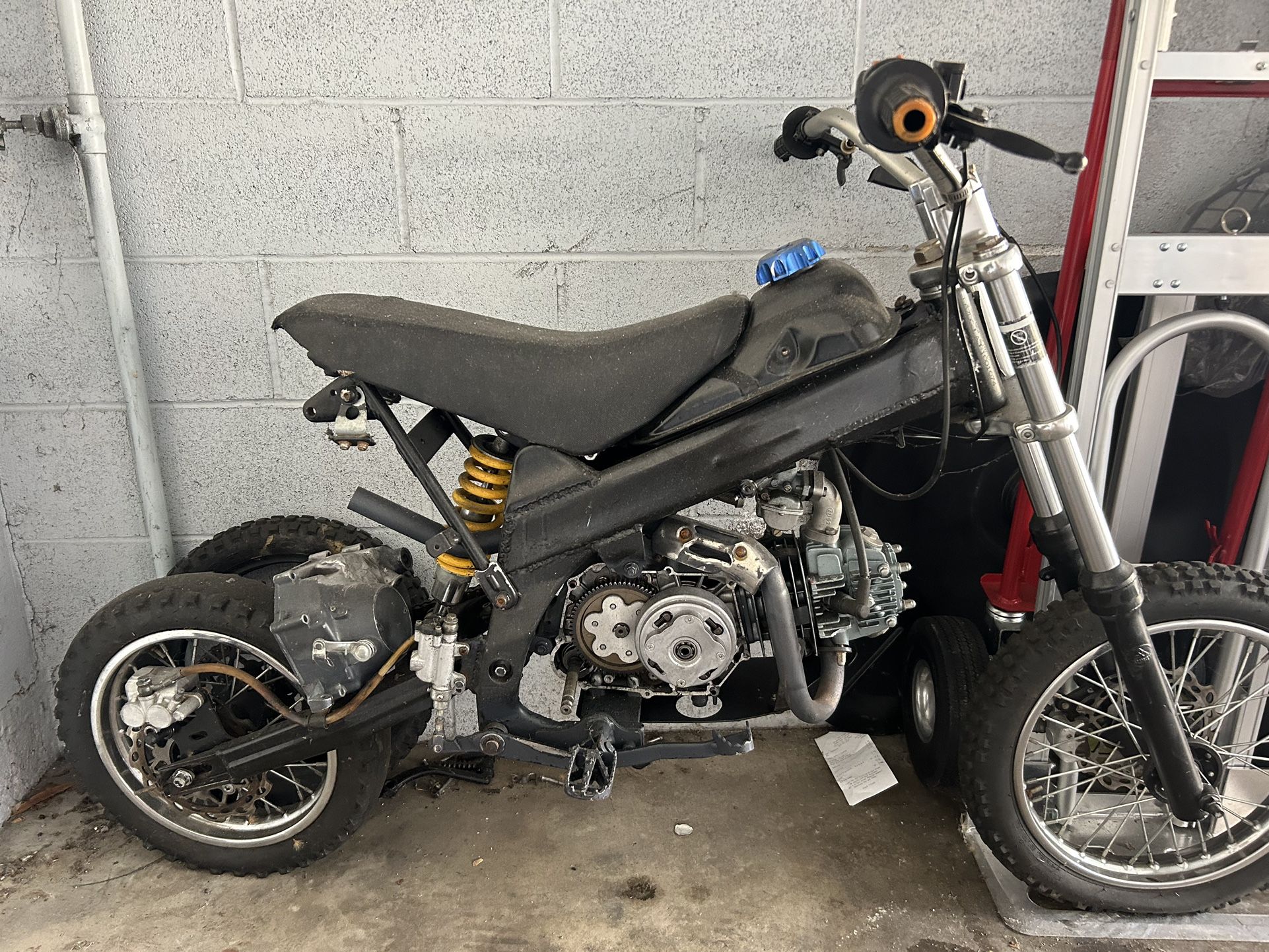 Dirt Bike For Sale. 299$ Obo