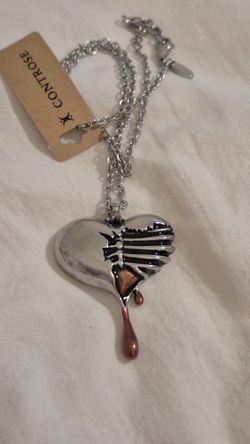 New- Silver Tone " BLEEDING HEART"  PENDANT NECKLACE- 18 IN.