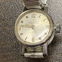 Ladies Waltham Incabloc Self Winding Watch