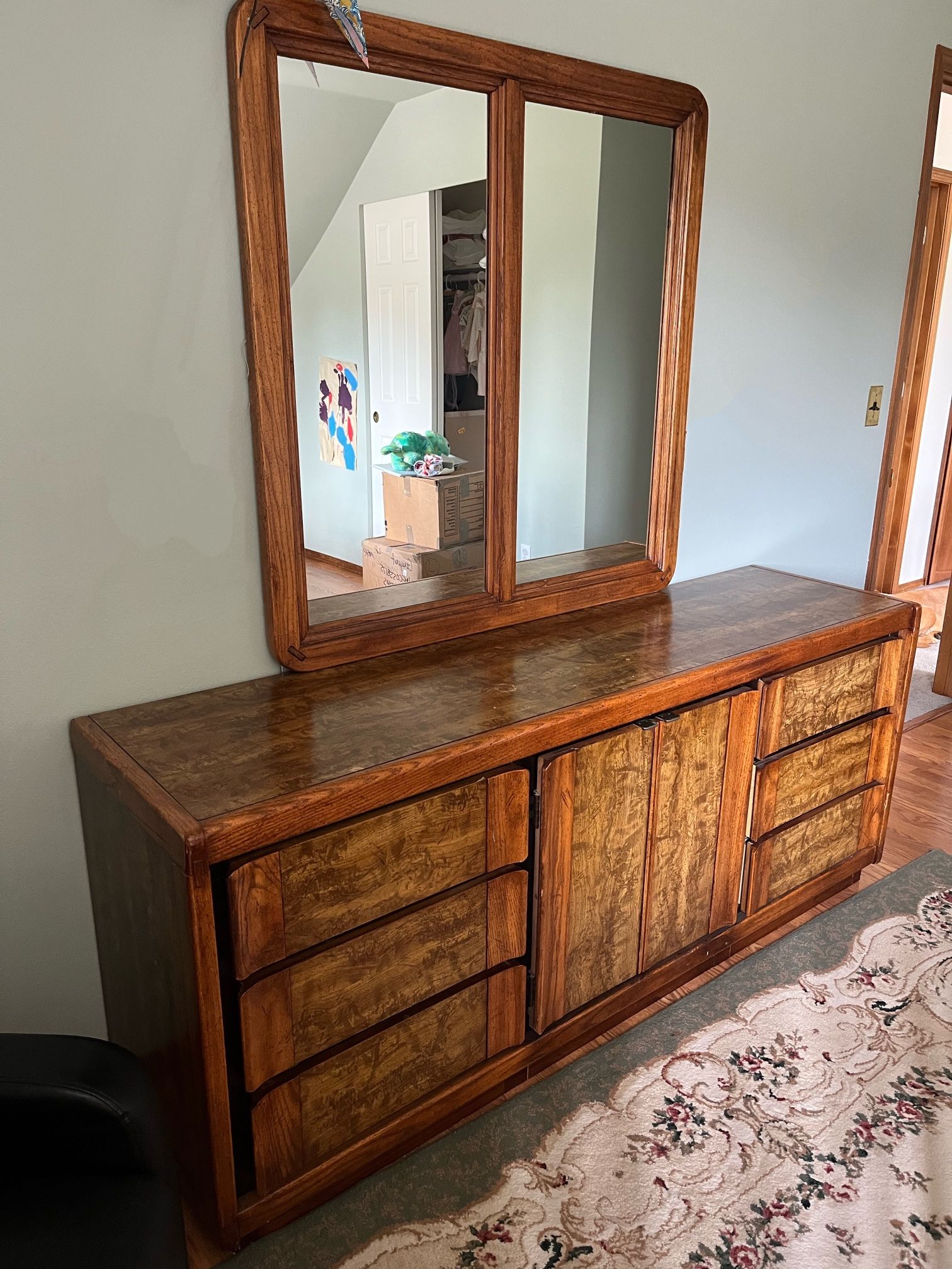 Wood Dresser Queen Bedroom Set With Mirror 