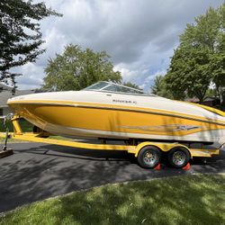 Rinker 246 Captiva Open Bow