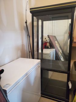 Mirrored Display Cabinet