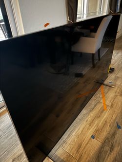 Sony XR-85X90L TV Broken LED Screen Comes with everything including stand and remote