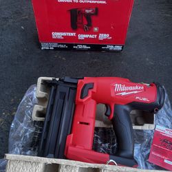 MILWAUKEE BRAND NAILER  M18 FUEL 18-Volt Lithium-Ion Brushless Cordless Gen II 18-Gauge Brad Nailer (TOOL ONLY)