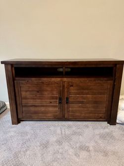 Progressive Furniture Trestlewood Console/Dresser