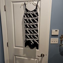 Halloween Shaker Costume In Black & White. Adult Small