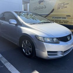 Honda Civic 2010 Muy Buen Estado