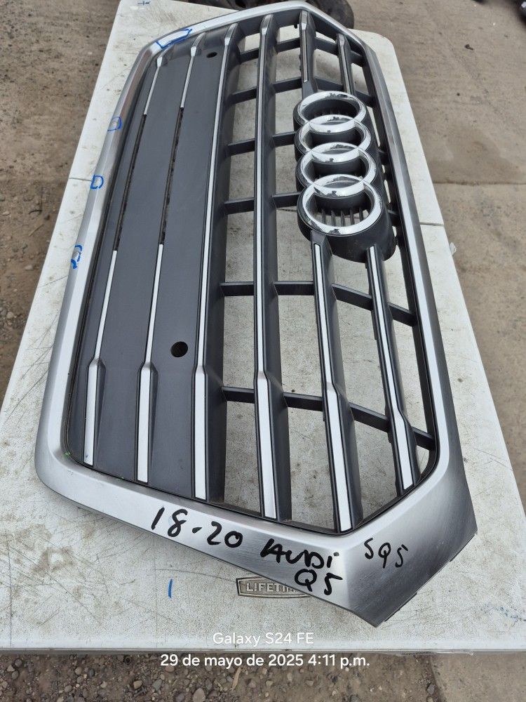 Audi Q5 SQ5 Grille Oem