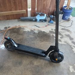 Gotrax Scooter 