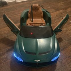 Bentley Bacalar kids' electric ride-on car