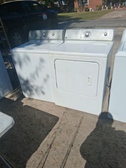 Working Maytag Washer And Dryer Set
