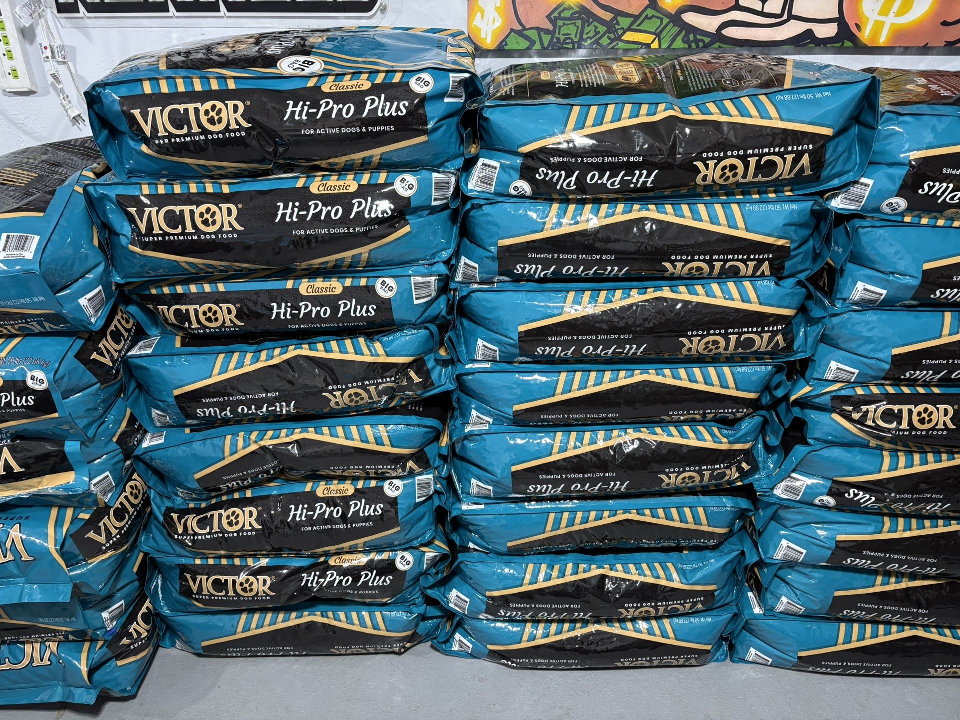 Victor High Pro Plus 50lb Bag