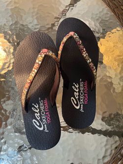 Cali from Skechers Yoga Foam Flip Flops