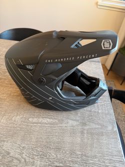 100% Status Bike Helmet Medium Black