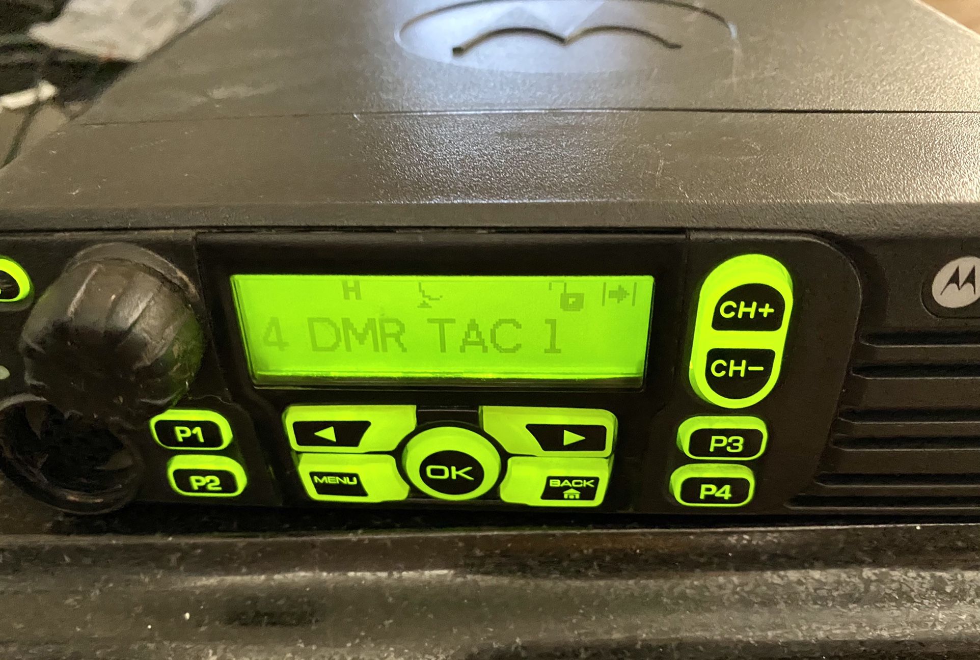 Motorola XPR 4550 UHF – Sistema Di Chiamata Usato - Foto 2