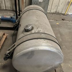 Freightliner Diesel Tank 100 Gallon