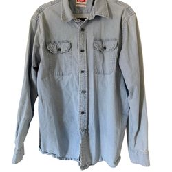 Men’s wrangler front pocket denim shirt sz large