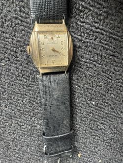 Vintage Working Benrus 10k Gold Watch