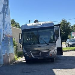 2005 Fleetwood Southwind