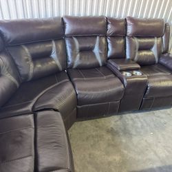 Free Delivery* Like New Dark Brown Leather Sectional Sofa with Recliners!