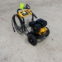 Dewalt 3300psi Pressure Washer