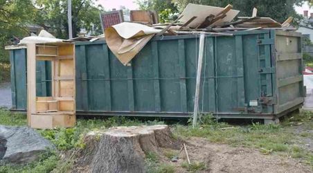 20 Yard Dumpster – Women’s Month Remodel Special