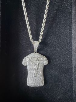 🔥 NEW Iced-Out #7 Jersey Pendant + Rope Chain – Silver Tone – 5A CZ