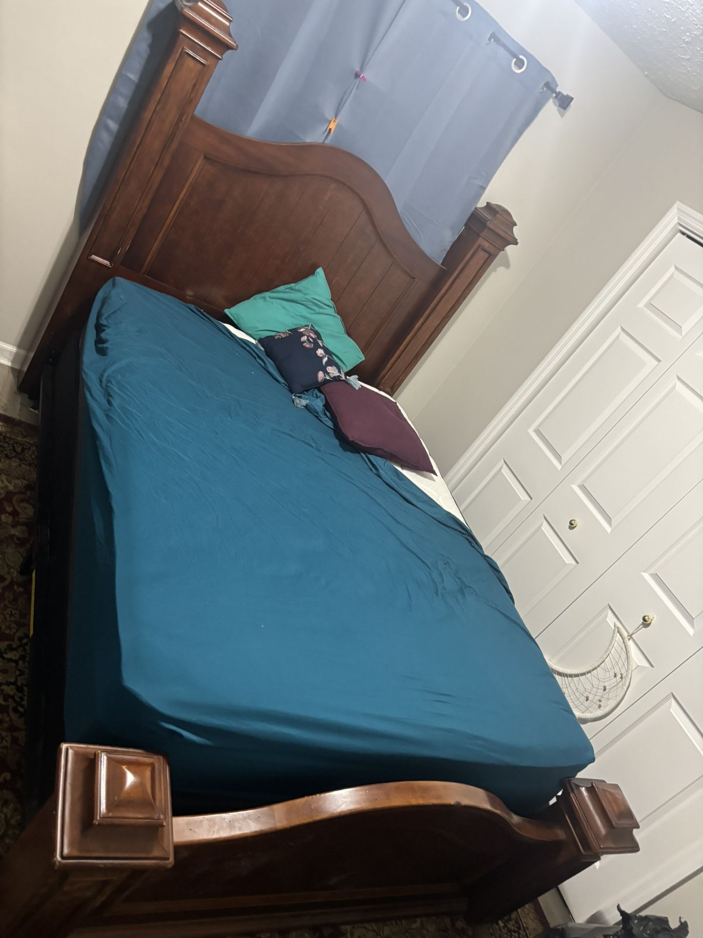 Pillow Top Mattress And Bed Frame 
