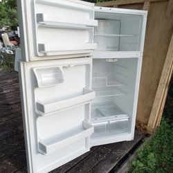 Different size frigerators for sale 