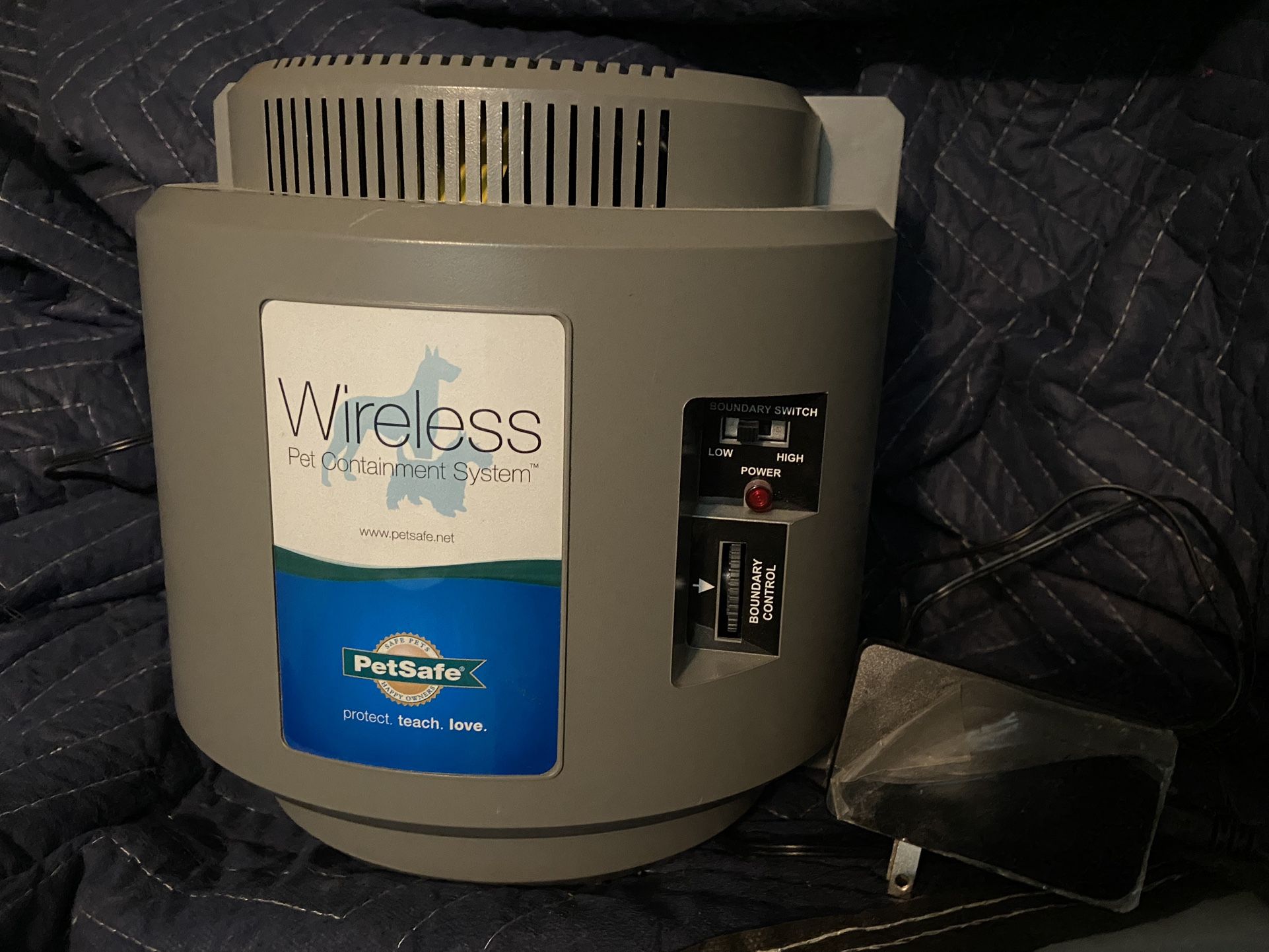 PetSafe PIF-300 Wireless Fence Pet Containment System