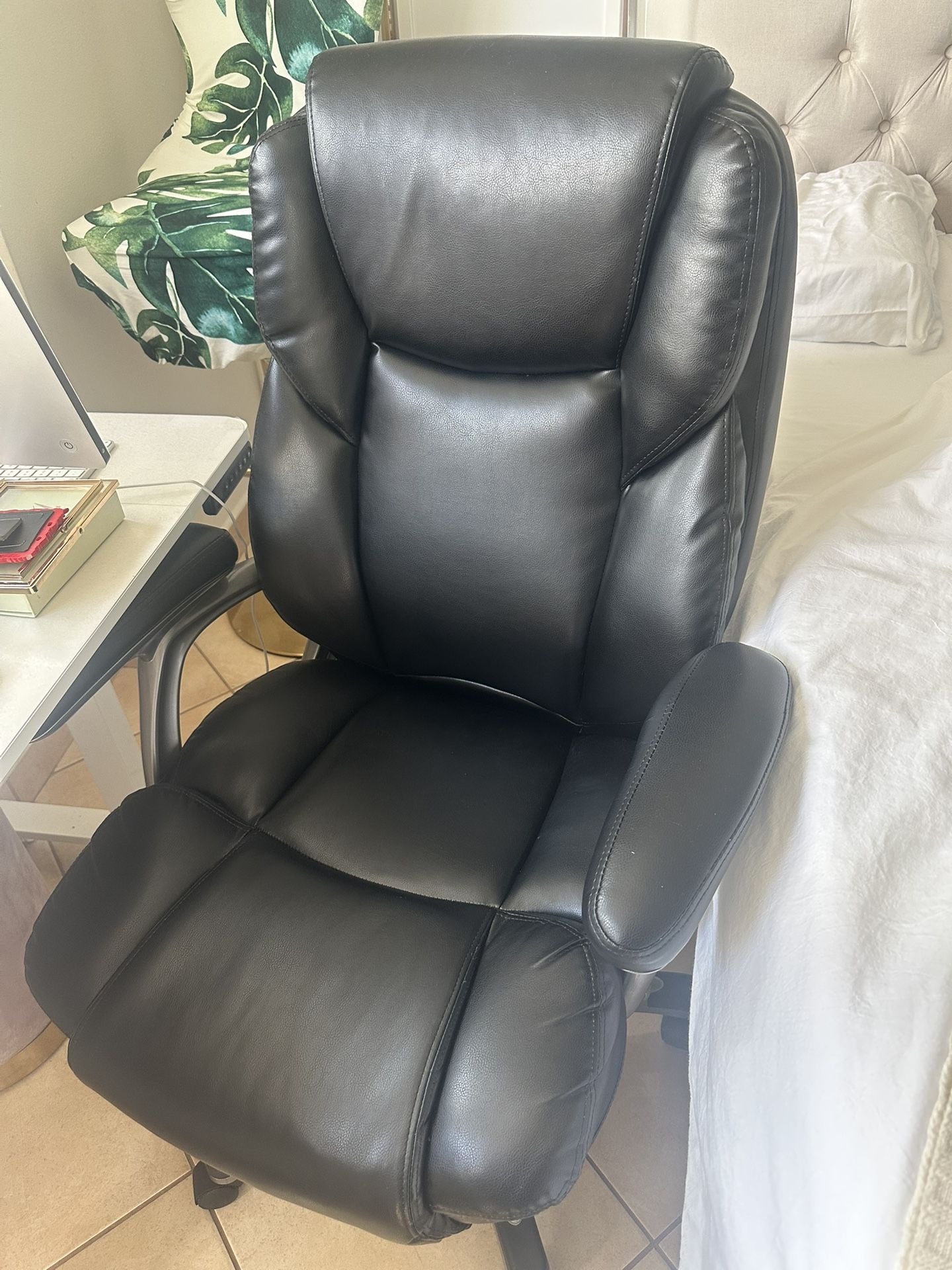 Office Chair - Silla De Oficina