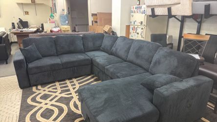 New black X-Large sleeper sectional couch / free delivery