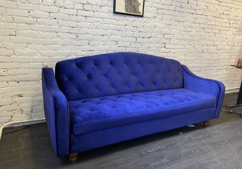 PICK UP TODAY! Royal Blue Velvet Tufted Sleepwer Sofa Couch | Urban Outfitters