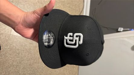 San Diego padres hat black and white