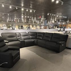 Power Reclining Sectional