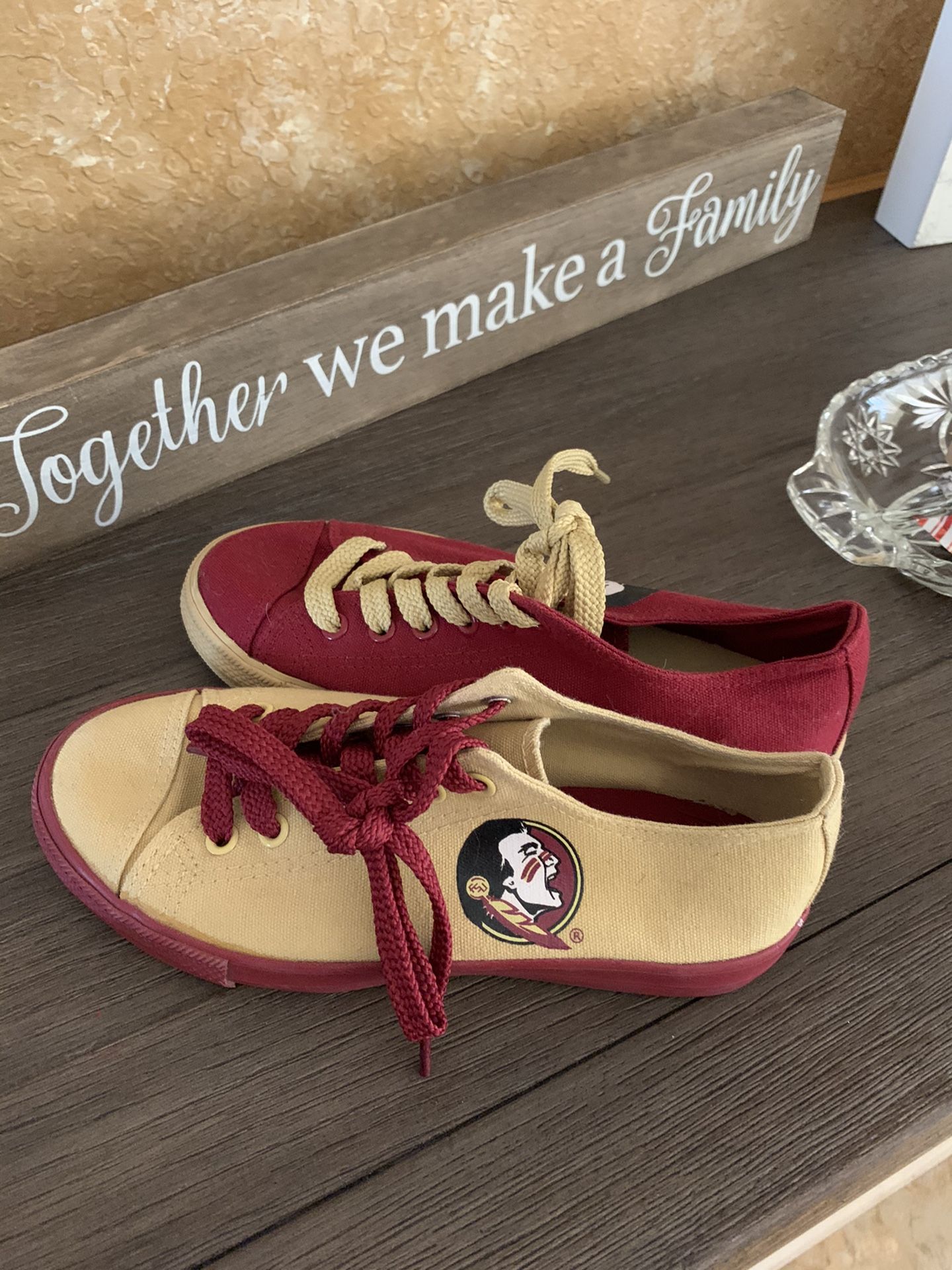 FSU reversus / converse shoes men’s size 4 woman’s size 6