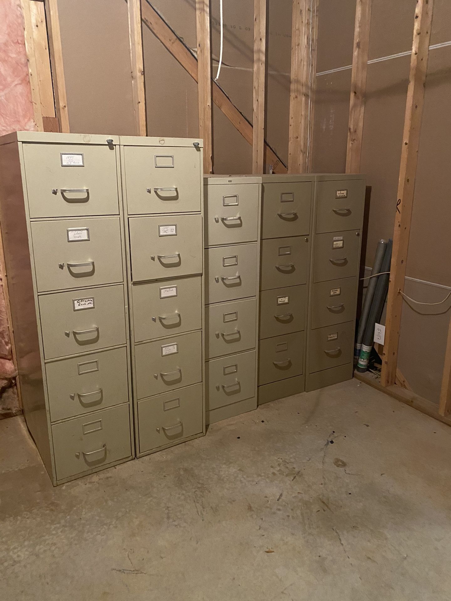 5 file cabinets in great condition