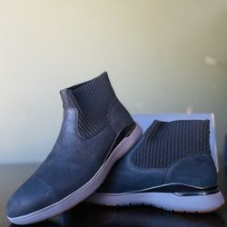 Women’s Rockport Works Slip-On Boots $25