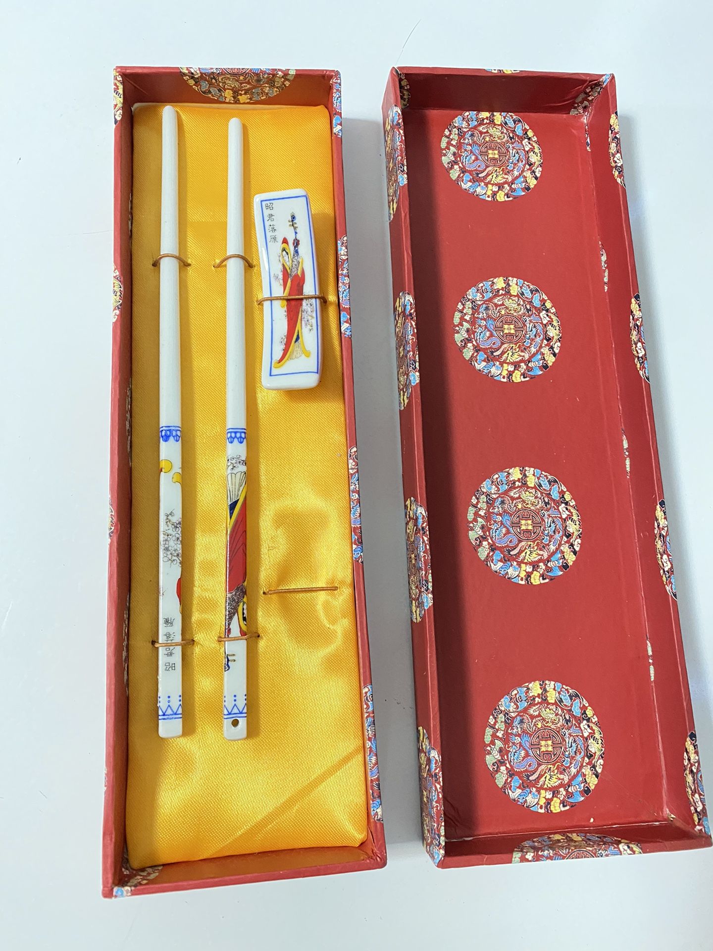 Porcelain Sushi Chopstick and Rest