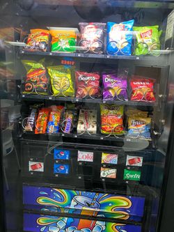 Combo vending machine