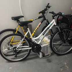 (2 For 1) Road master And Trek Bikes)