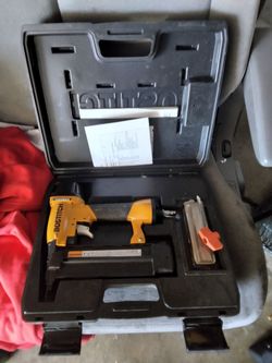 Finishing nail gun