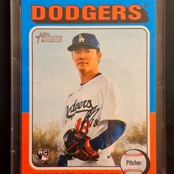 2024 Topps Heritage Yoshinobu Yamamoto Rookie Card 