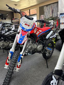2026 Apollo Thunder 150cc Red